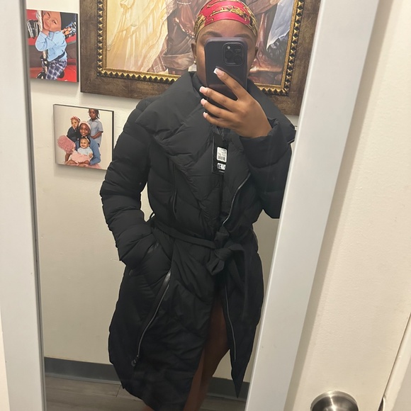 Woman’s Mackage - Picture 2 of 3